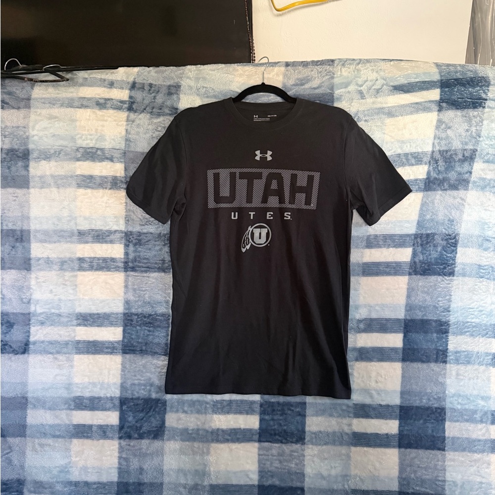 Under Armour Black Utah Utes Short Sleeve Graphic Tee